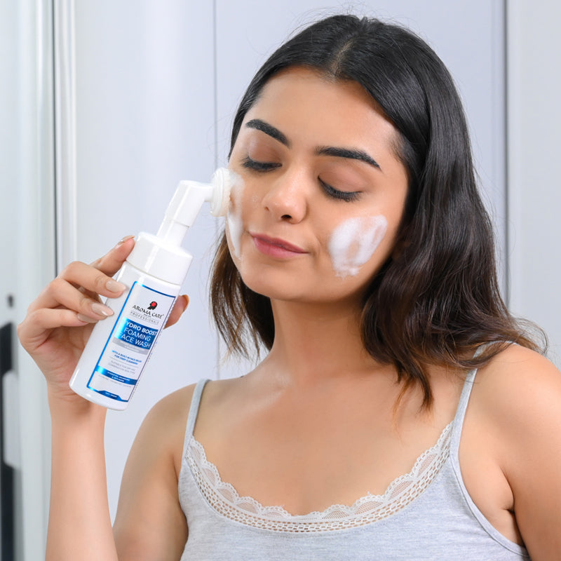 Hydro Boost Foaming Face Wash
